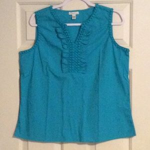 🌟 BUNDLE 3 For $12 - Sleeveless Top - L